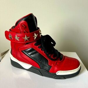 Authentic Givenchy sneakers!!!